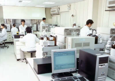 Formosa Laboratory with many scientists